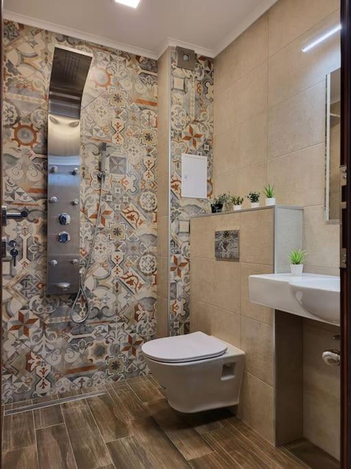 Stylish Apartment Near City Center Plovdiv Kültér fotó