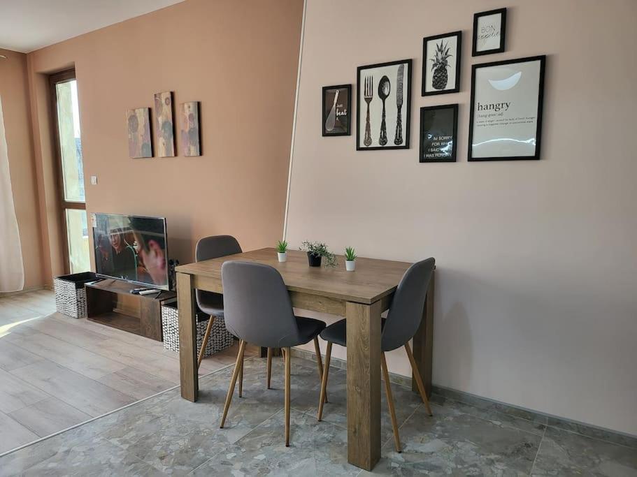 Stylish Apartment Near City Center Plovdiv Kültér fotó